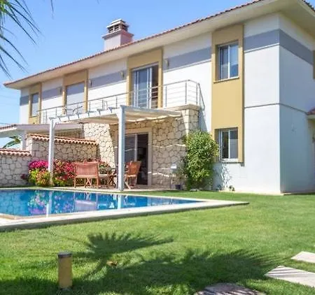 Villa Cesme Villa